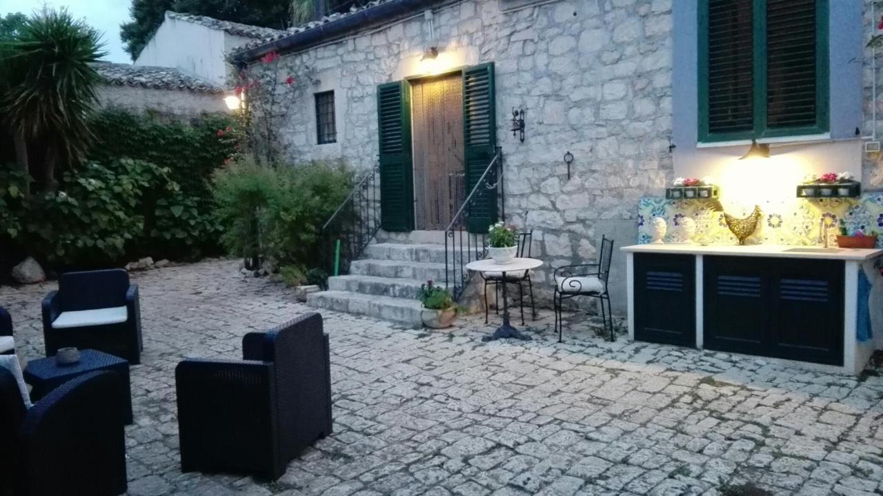Hotel Oasi Di Campagna Módica Exterior foto